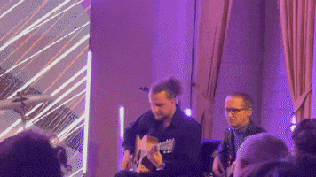 Pim GIF