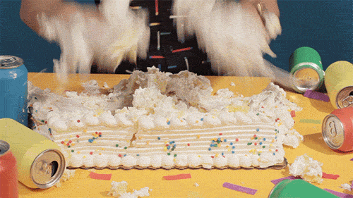 The sweet story behind Piñata Smash Cake - Blog