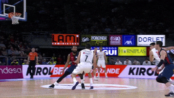 pase real madrid GIF by ACB