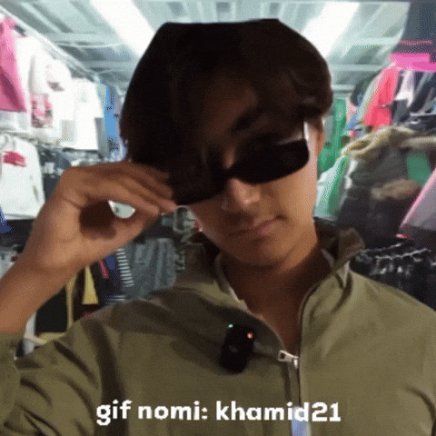 Axror GIF