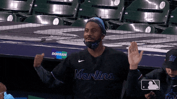 200.gif?cid=fc005b08ed5963e403b335f2b5817af139bfd7f6099aa04c&rid=200.gif&ct=g