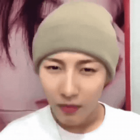 Confused Huang Renjun GIF