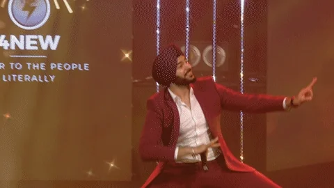 https://media3.giphy.com/media/C9LrjUYoJ5OBu0eQqE/giphy.webp?cid=6c09b9527bkhknuufpt1ihv7vstnwqqeyuisi3kfrfm3rqmz&ep=v1_internal_gif_by_id&rid=giphy.webp&ct=g