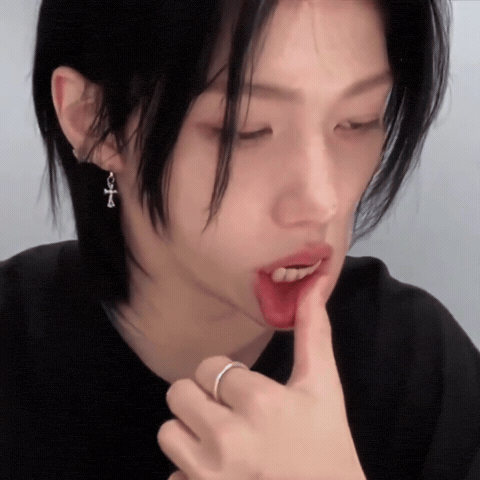 Felix Hot GIF