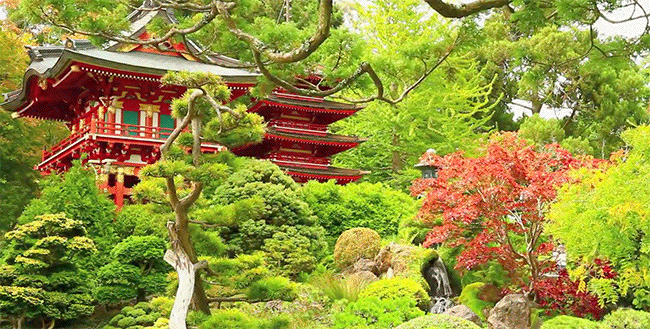 The Jade Emperor's palace & gardens.