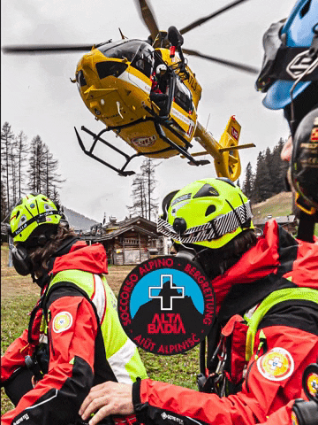 Helicopter Sudtirol GIF by Corpo Nazionale Soccorso Alpino e Speleologico -Bergrettung - Mountain Rescue Ehrenamtliche Organisation