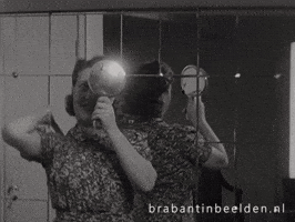 Mirror Brushing GIF by BrabantinBeelden