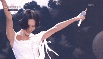 화사와 박정민 By 영희진 GIF