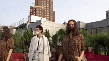 200.gif?cid=fc005b0886402388c2ddcdeddb4c5aadad100b90a04ad13c&rid=200.gif&ct=g
