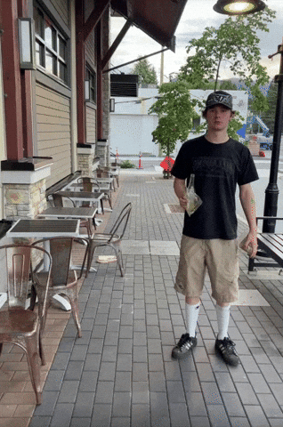 Giner GIF