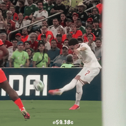 Issa Diop GIF