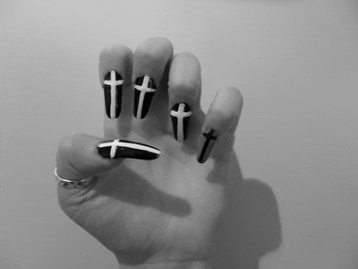 nail