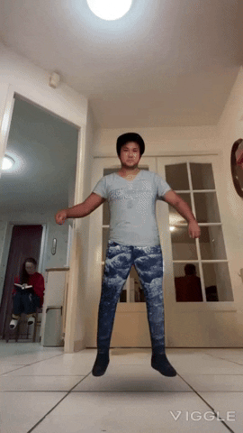 Ai GIF
