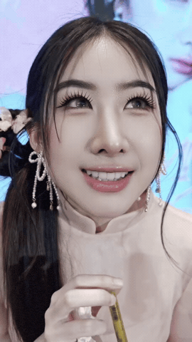 Yoko GIF