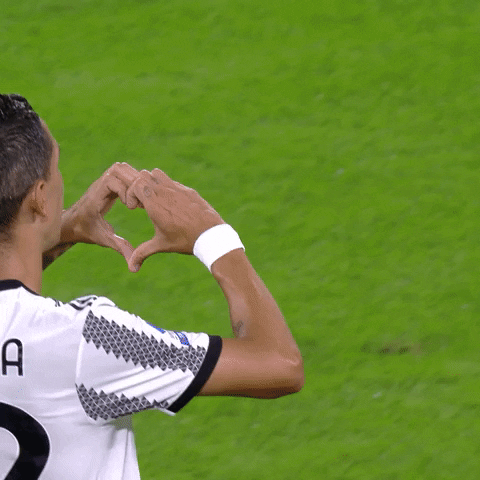 Di Maria Heart GIF by JuventusFC - Find & Share on GIPHY