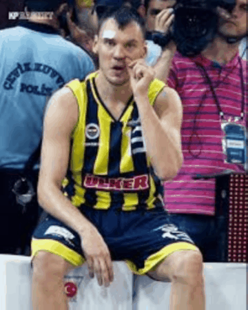 Sarunas Jasikevicius GIF