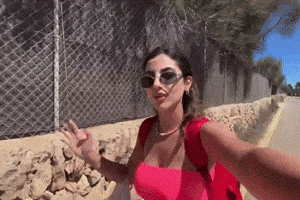 Bomba Dounia GIF