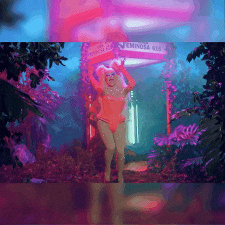 La Mas Draga GIF