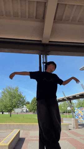 Thoopa GIF