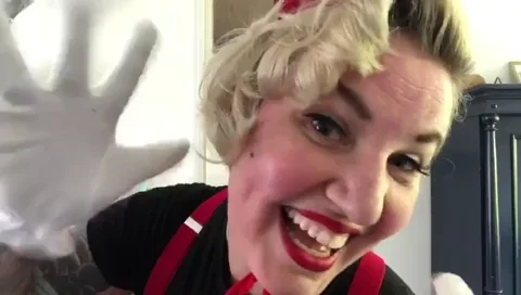 Its Me Hello GIF by Miss Lizz