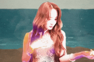 Queen Transformation GIF