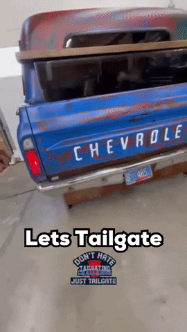 Television Tailgate GIF by Tailgating Challenge