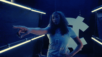200.gif?cid=fc005b0819460f1cc32127bc60d040d6b9353f73be0b4dd3&rid=200.gif&ct=g