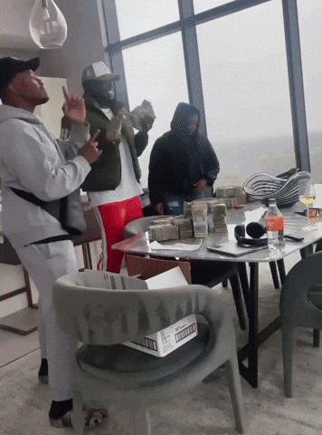 Money Dance GIF by Levelle London