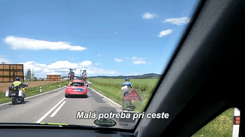 michalcerveny cyclist peeing GIF