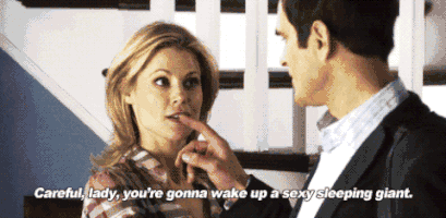 Claire Dunphy GIFs - Find & Share on GIPHY