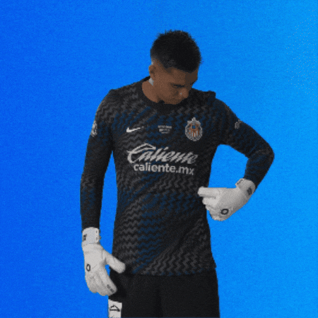 Raul Tala GIF by Chivas Oficial