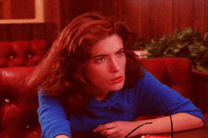 lara flynn boyle GIF