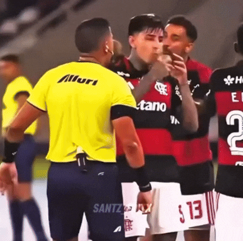 Erick Pulgar GIF