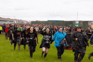 200.gif?cid=fc005b0811404c8040d8b4c87f94b4ea1b3e25a888a3b416&rid=200.gif&ct=g