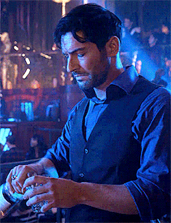 Lucifer Morningstar GIF