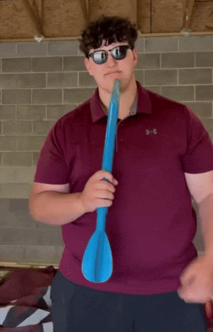 Thomasburns GIF