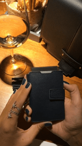 maniwonders luxury wallet mechanical performing GIF