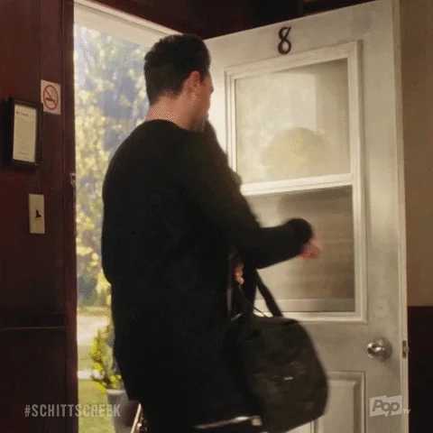 giphy.webp?cid=6c09b952ls5ihchwt7h5rvjb6