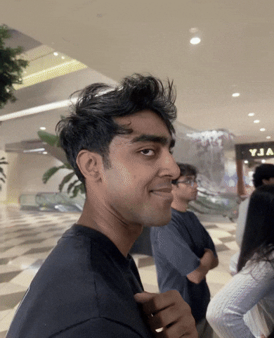 Jonathantoe GIF