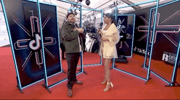 200.gif?cid=fc005b080d912808f11d437cf38d3132f43c57c75caff48f&rid=200.gif&ct=g