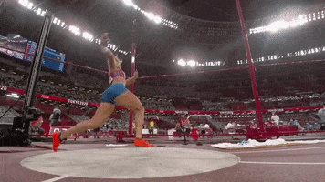 Discus GIF