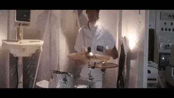 200.gif?cid=fc005b08a562c457236cfb7c8f6cd978febd62550bb7236b&rid=200.gif&ct=g