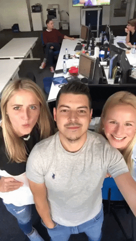 pznews GIF