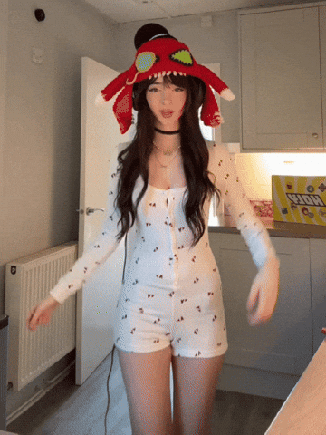 Beautiful Girl Dancing GIF