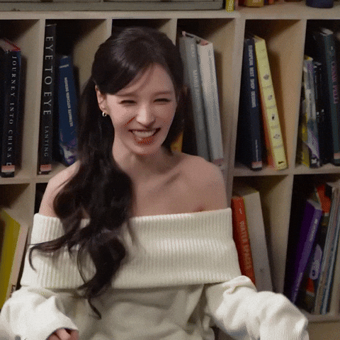Wendy Wealive GIF