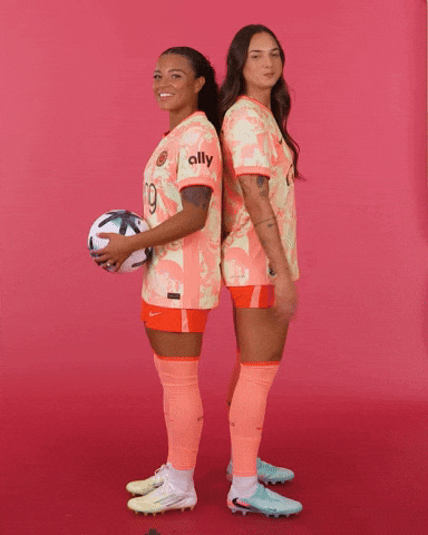 Portland Thorns Bump GIF by thornsfc