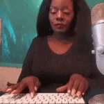 giphy.gif?cid=4d1e4f297090e1a9b337dd3623
