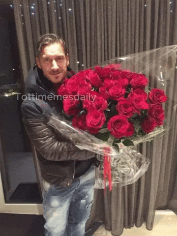 Francesco Totti Rose GIF