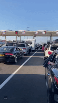 Traffic Jam: Bristol Jazz Band Entertains People Stuck in 'Ludicrous' Lines at Calais Ferry Port