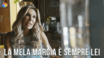 Real Housewives Napoli GIF by discovery+